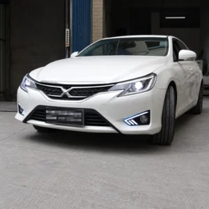 Toyota Reiz 2013–2014 LED Daytime Running Lights