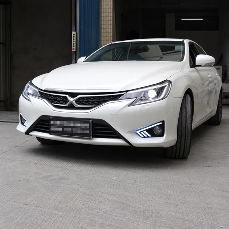Toyota Reiz 2013–2014 LED Daytime Running Lights