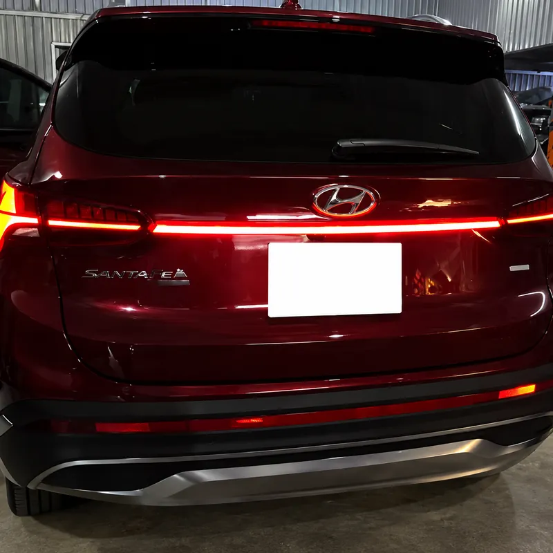Hyundai Santa Fe LED Rear Light Bar